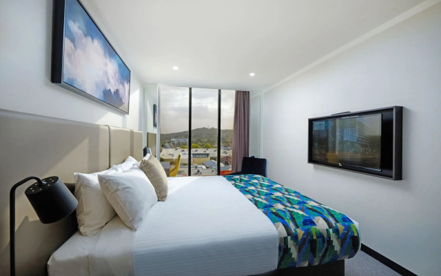 Mantra Albury Hotel