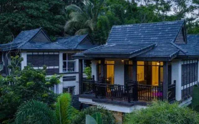 Phoenix Perches Reserve Villa