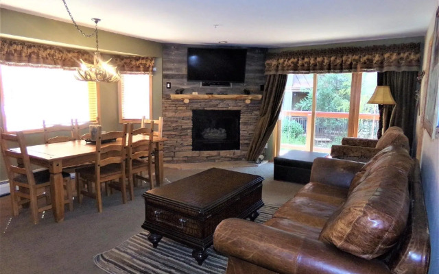 Cinnamon Ridge III 2Br Condo by RedAwning