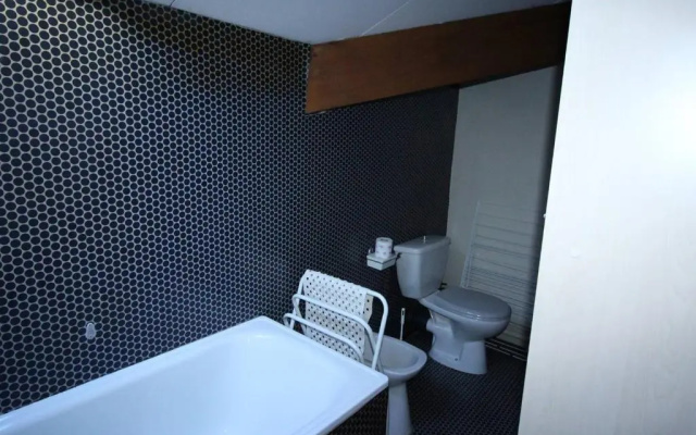 Appartement Bagnères-de-Luchon, 1 pièce, 4 personnes - FR-1-313-124