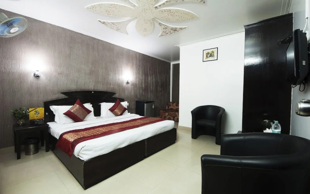 Airport Hotel Paradise Inn