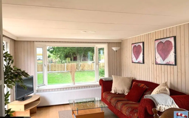 Holiday-Chalet Westenwind 4p. Amsterdam & Beach