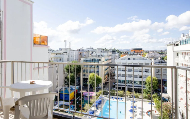 Hotel Caravelle