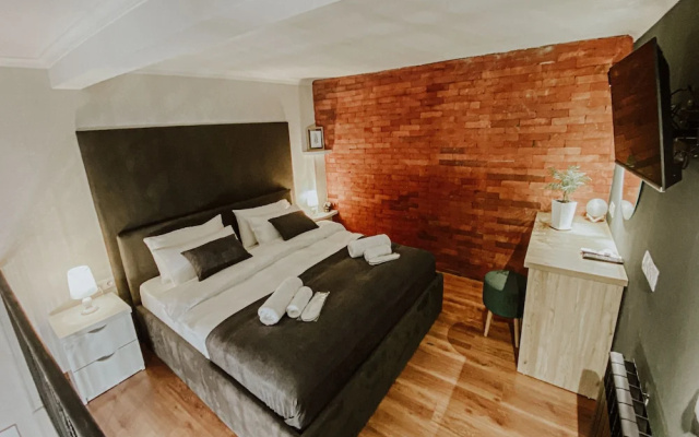 Отель Luxury Inn