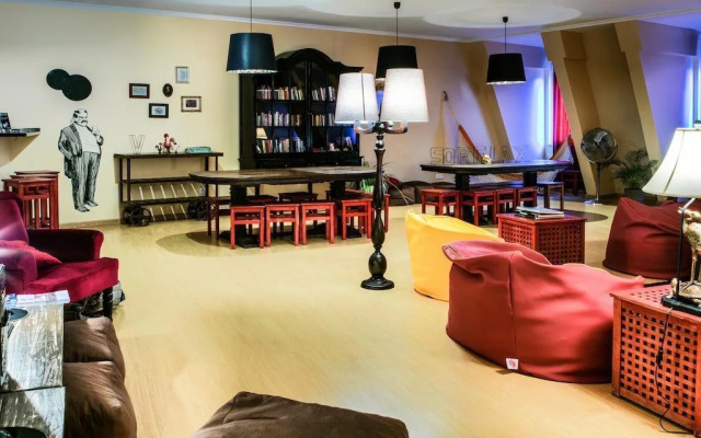 Lisbon Poets Hostel