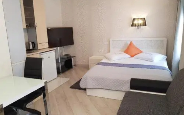 Naiza Guesthouse and Apartments