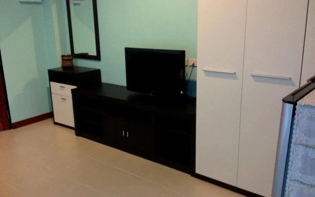 Good Times Apartment(กู๊ด ไทม์ อพาร์ตเมนท์)