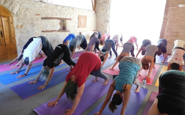 La Roane Yoga & Creativity Center