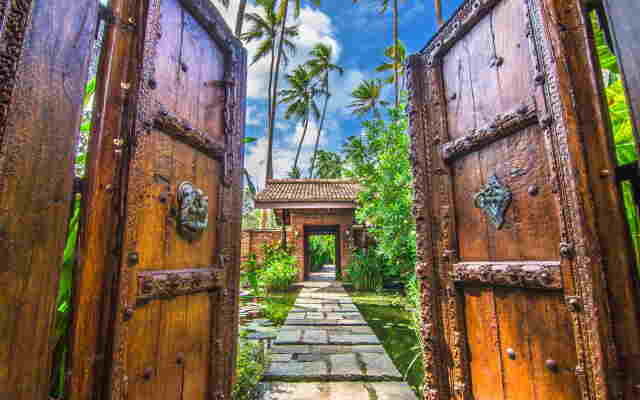 Отель Reef Villa & Spa Шри-Ланка, Ваддува - отзывы, цены и фото номеров - забронировать отель Reef Villa & Spa онлайн вид на фасад