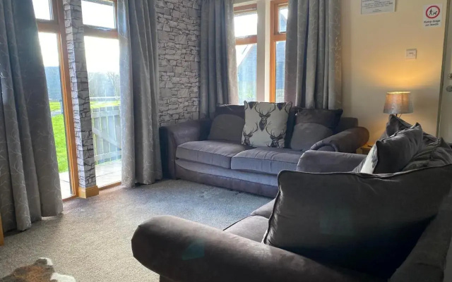 Balmaha Lodges 3
