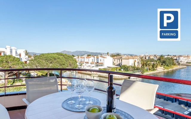 Waterfront Apartment With Large Terrace and Parking Space