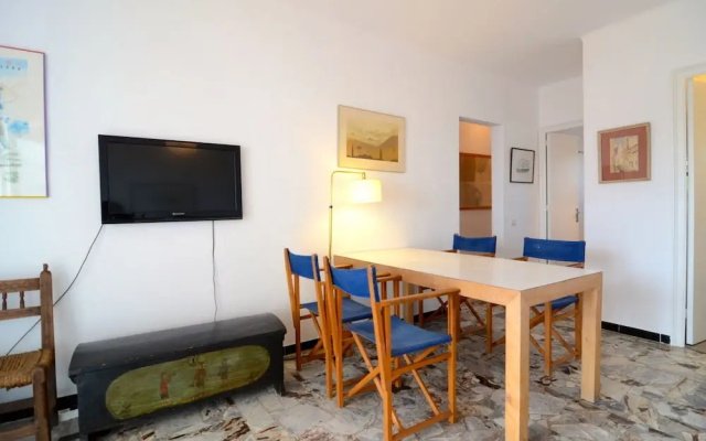 Apartamentos Riells Park