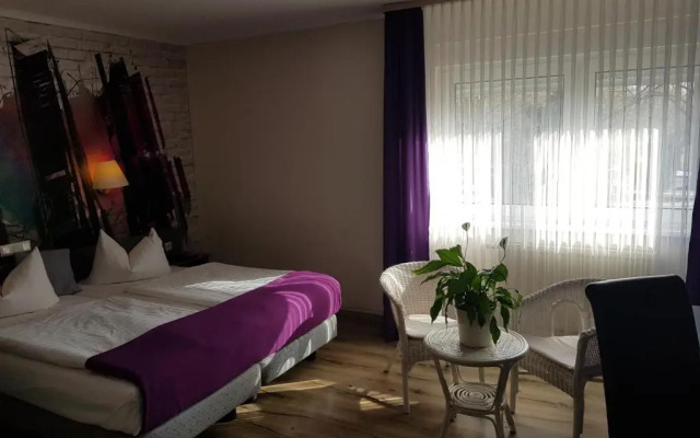 Hotel zur Fichtenbreite Garni