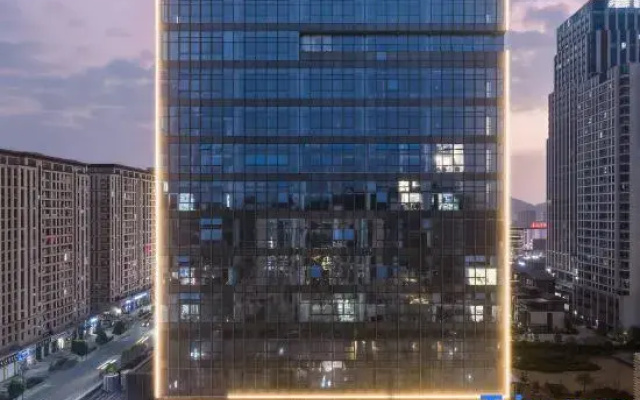 JI HOTEL(Changshan Dongfang Square, Quzhou)