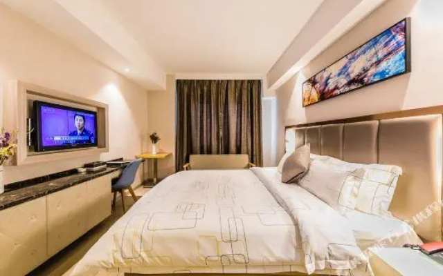 Jinyue Express Hotel (Fuzhou Paiwei)