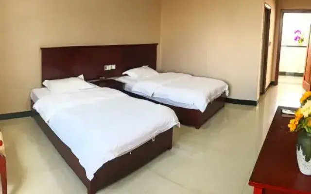 Shiping Ancient City Inn (Yunquan Road)