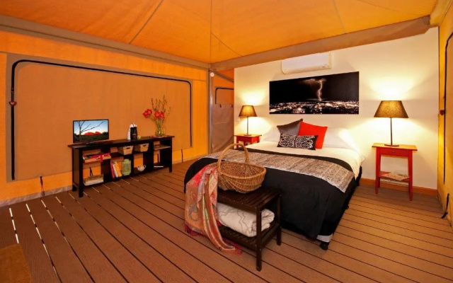 Squeakywindmill Boutique Tent B&B
