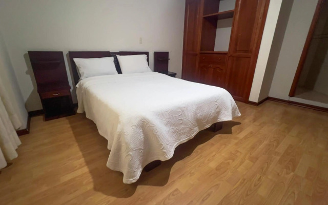 Hotel El Nogal