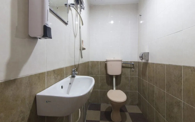 Oyo 89463 Sp Hotel