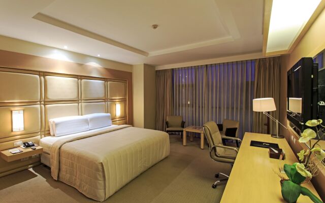 Cebu Parklane International Hotel 0