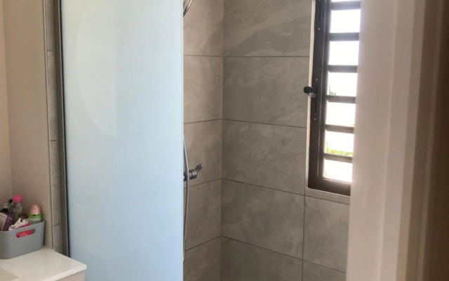 Standing Residence Tevai