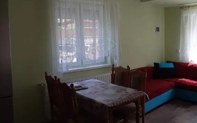 Rózsa Apartment