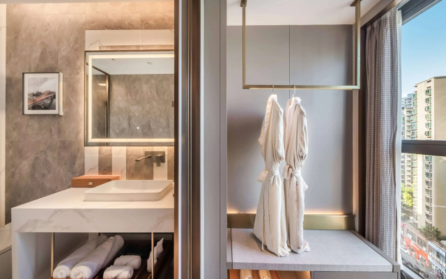 Howard Johnson Life Hotel by Wyndham Chongqing Liangjiang