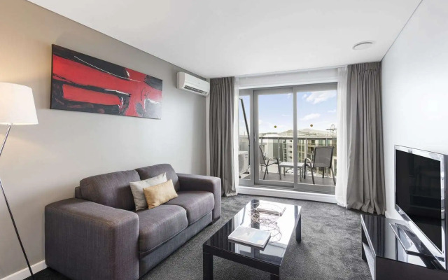 Отель Oaks Auckland