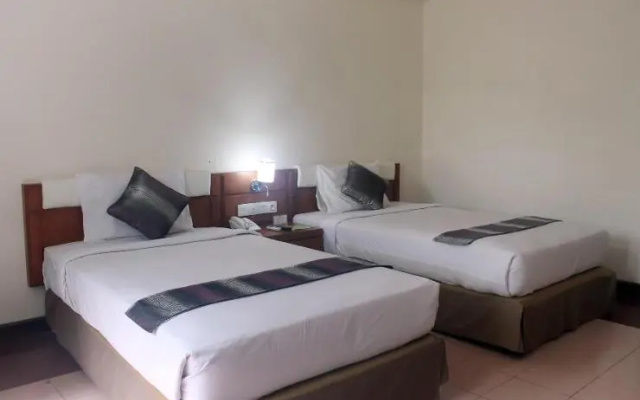 Ratu Hotel & Resort