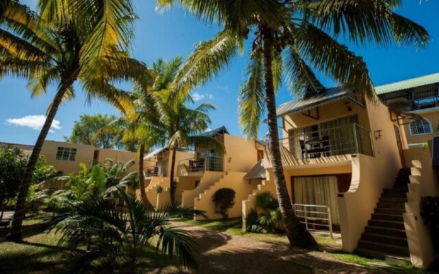 Manisa Hotel in Flic-en-Flac, Mauritius from 94$, photos, reviews - zenhotels.com hotel front