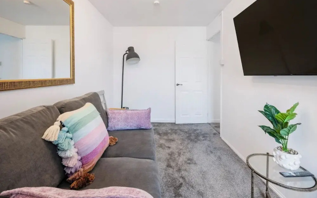 Spacious London stay -3 Bedroom property