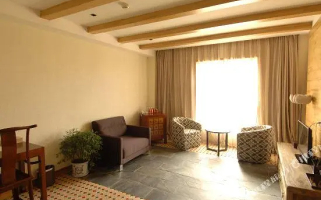 Qizheng Padma Chumig Garden Hotel (Nyingchi)