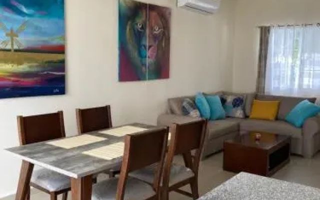 Cozy Family Vacation Home near the beach!