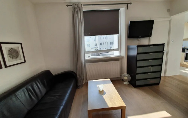 Studio Apartment in South Kensington 5