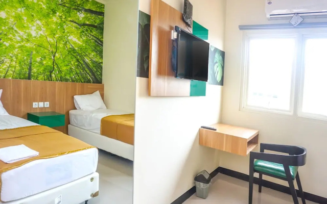 Greenhaus Inn Dinoyo