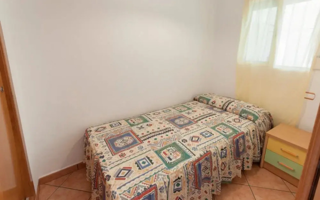 Llam Ntol in Oliva With 3 Bedrooms and 1 Bathrooms