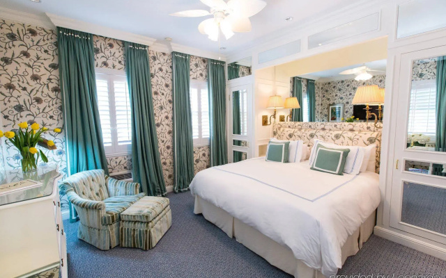 The Chesterfield Hotel Palm Beach