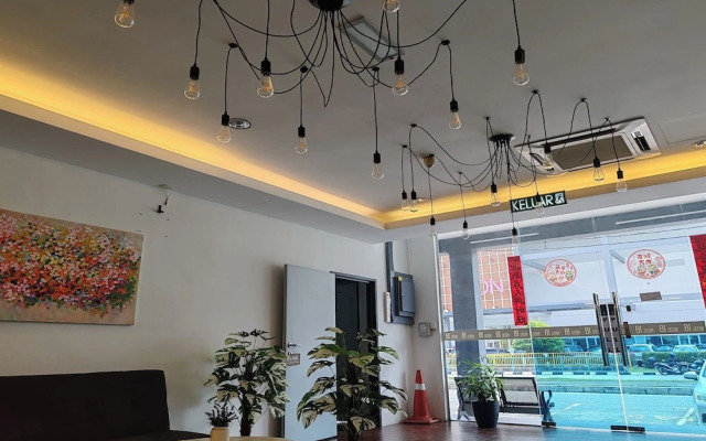 Hotel 18, Ipoh Aeon Mall