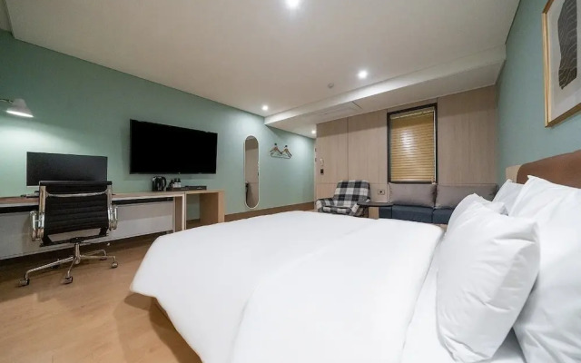 Hound Hotel songtan