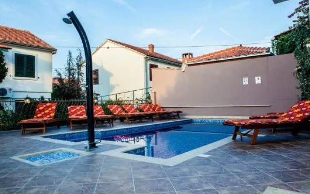Apartments Mery