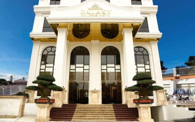 Galaxy Ha long Hotel вид на фасад