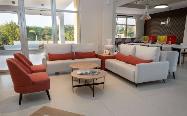 Super 8 By Wyndham Manzanillo
