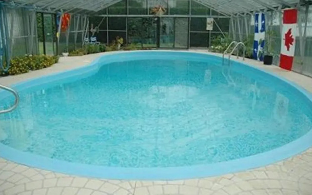 Le Murmure Des Eaux Cachées