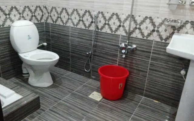 Abshar Hotel