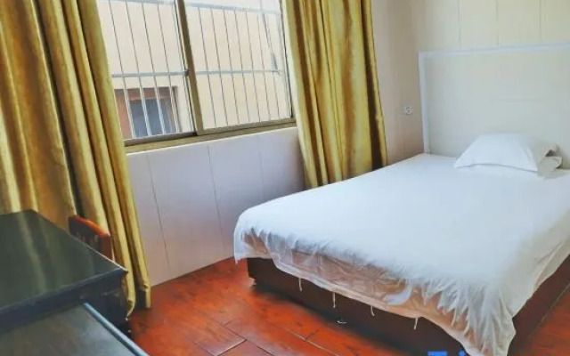 Yuyao Mengyi Business Hotel