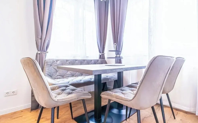 Comfy 1BR 1LR Apt Donaustadt Zones