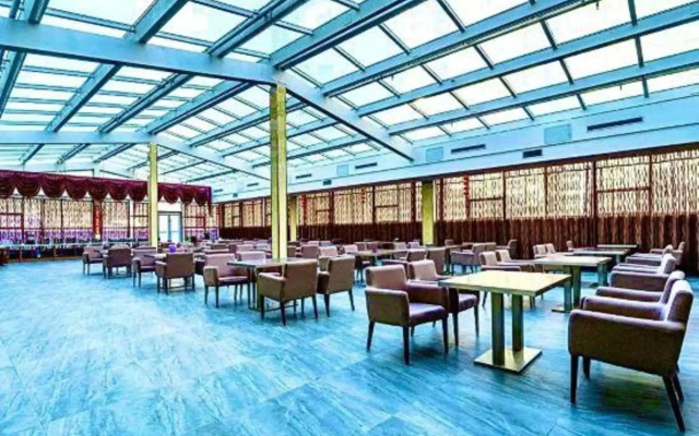 Jubao Holiday Hotel