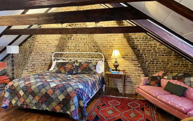 Inn at Lincoln Square