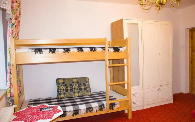 Hacjenda - Apartamenty i Pokoje Gościnne
