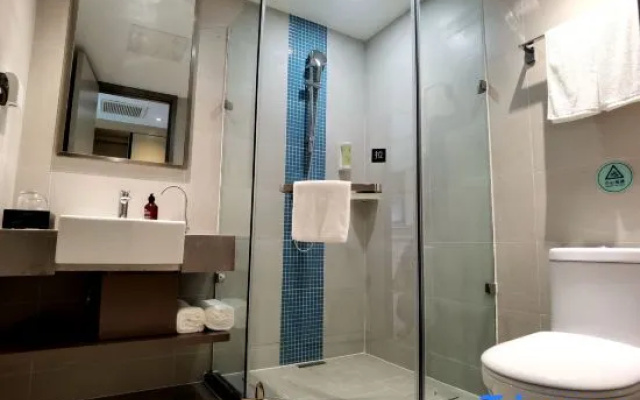Homeinn Selected Hotel (Linyi Jiefang Road Huaqiang Commercial street)